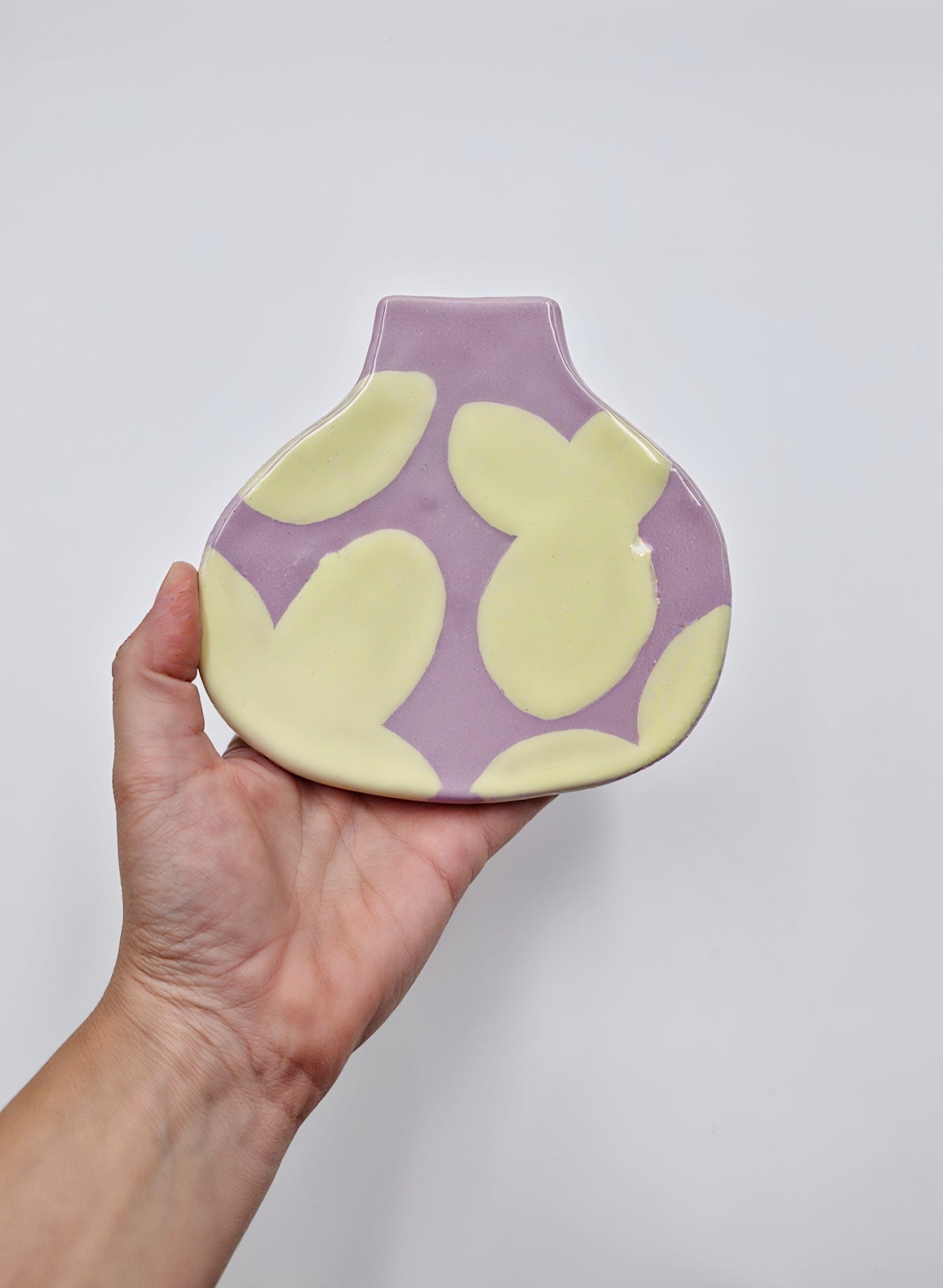 Wall Vase Iris Bloom