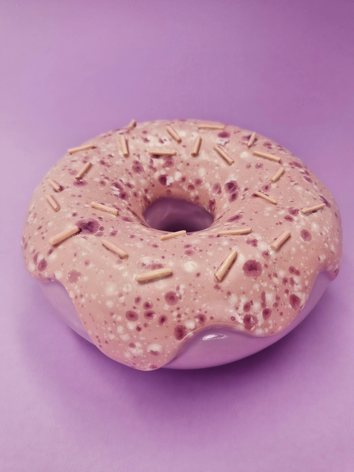 Wall Donut Plum