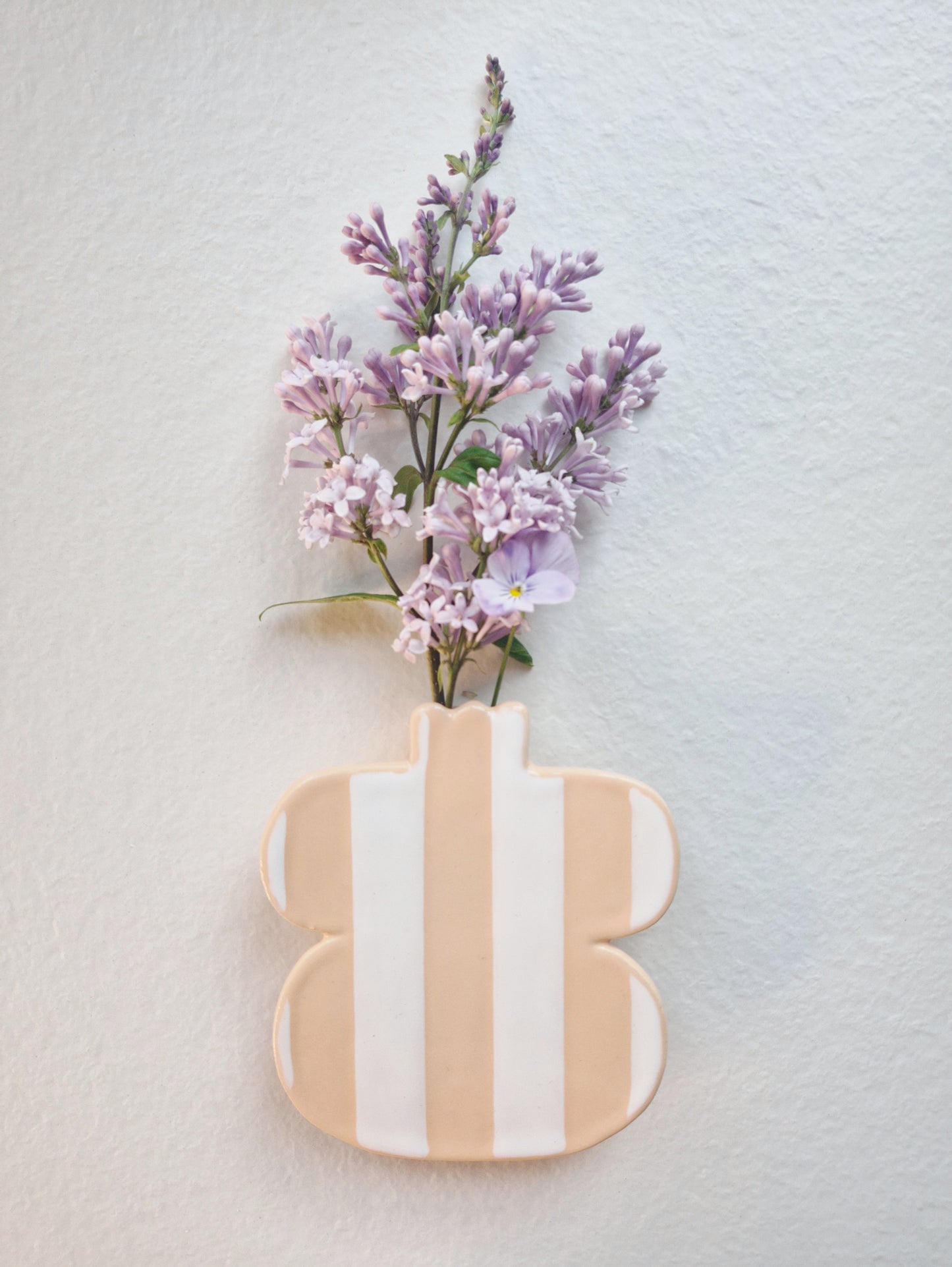 Wall Vase Stripe Peach