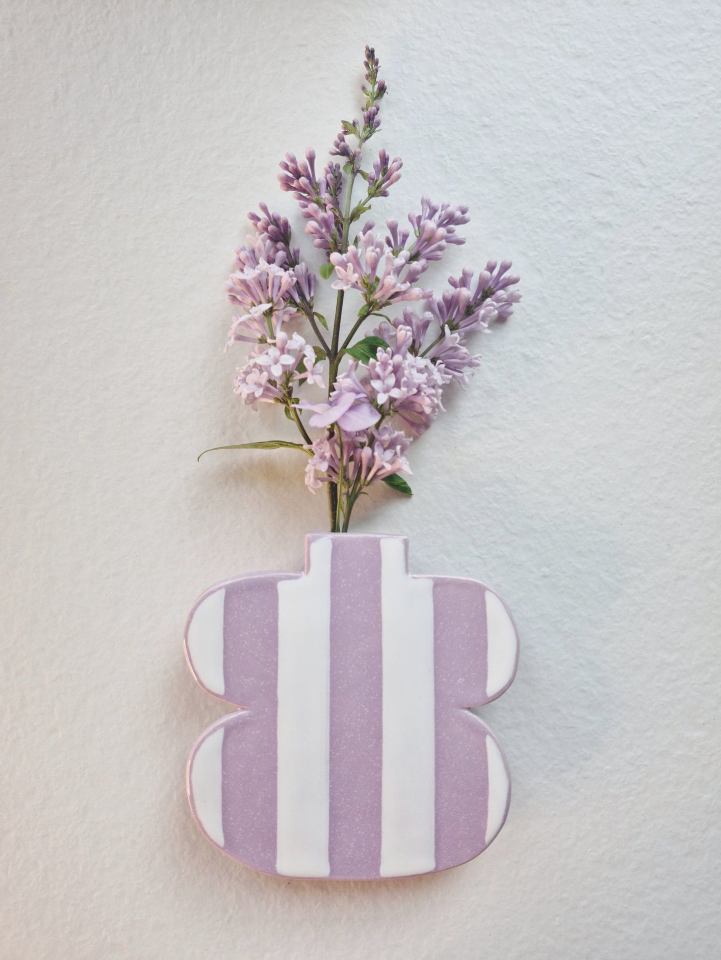 Wall Vase Stripe Lila