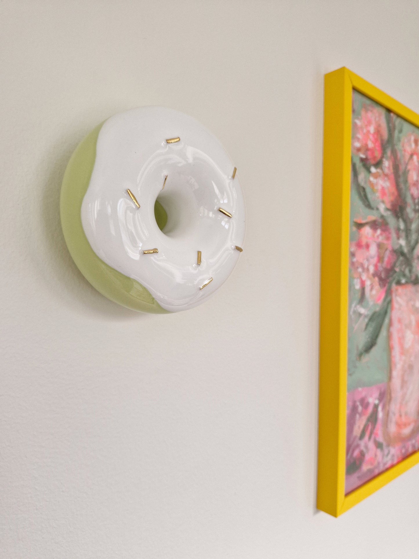 Wall Donut A little Nutty Pistachio