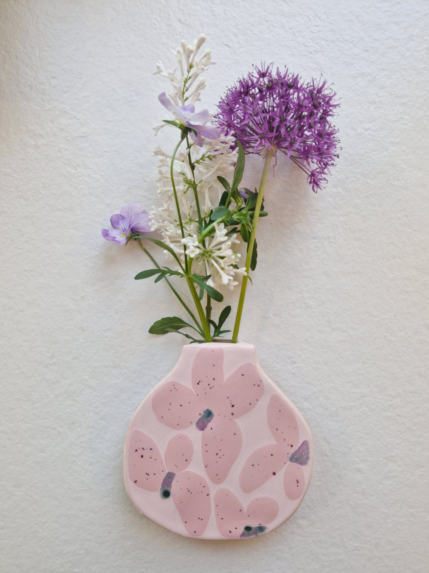 Wall Vase Pink Daydream