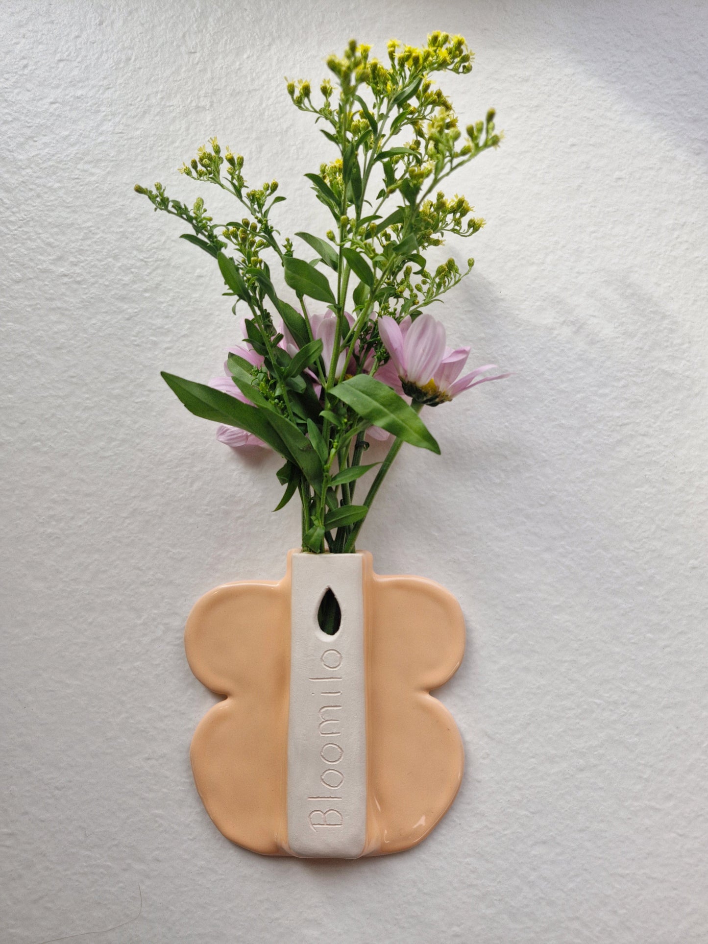 Wall Vase Stripe Peach